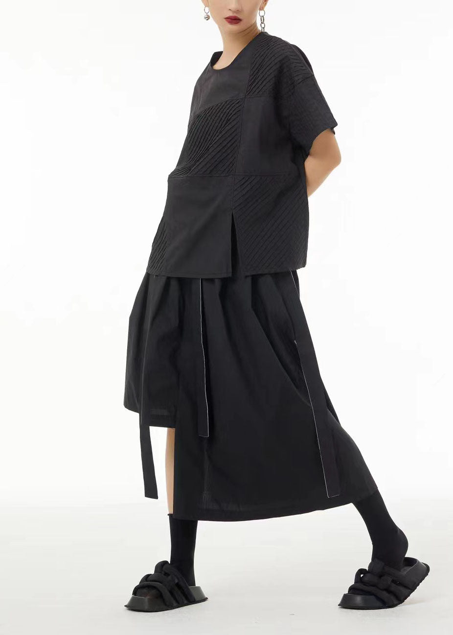 Well Tailored Top with a Graceful Silhouette