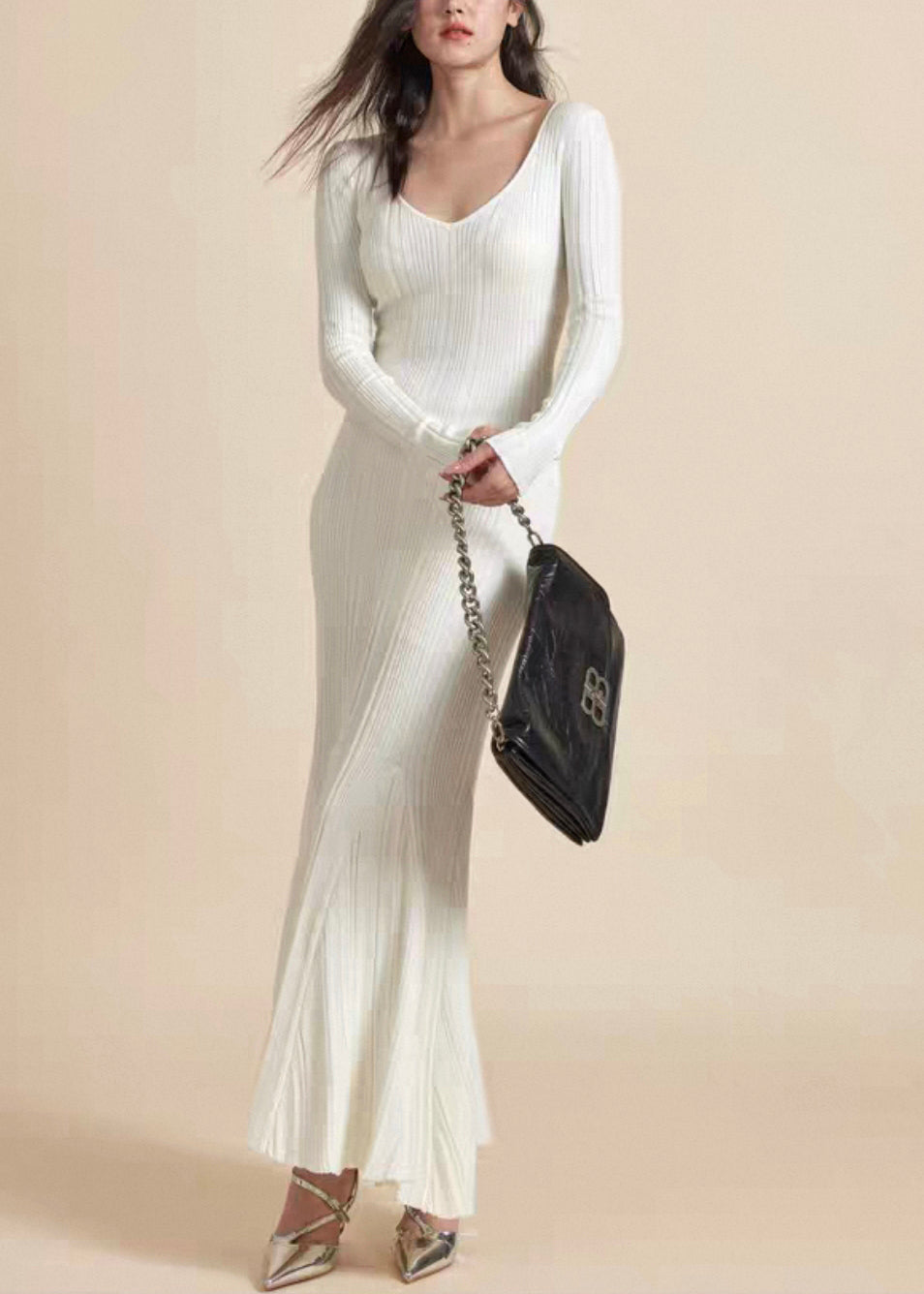 Gracefully Styled Dress for Any Occasion