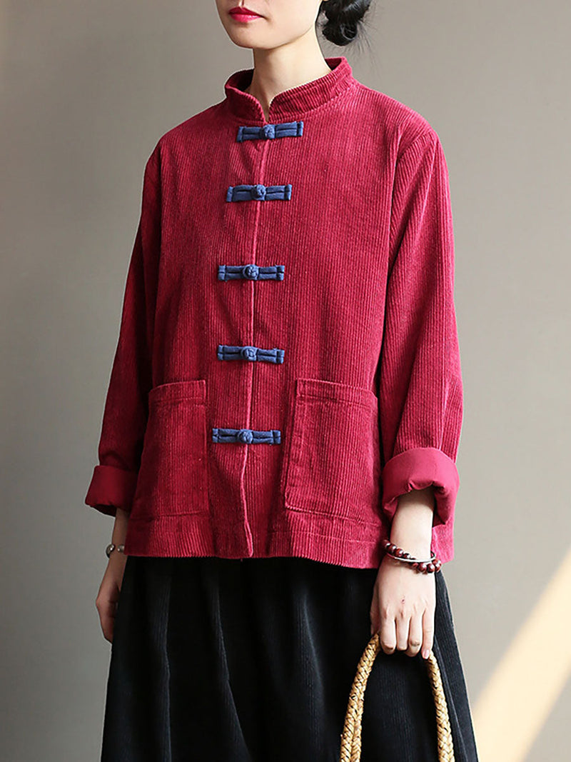Well Tailored Coat with a Graceful Silhouette
