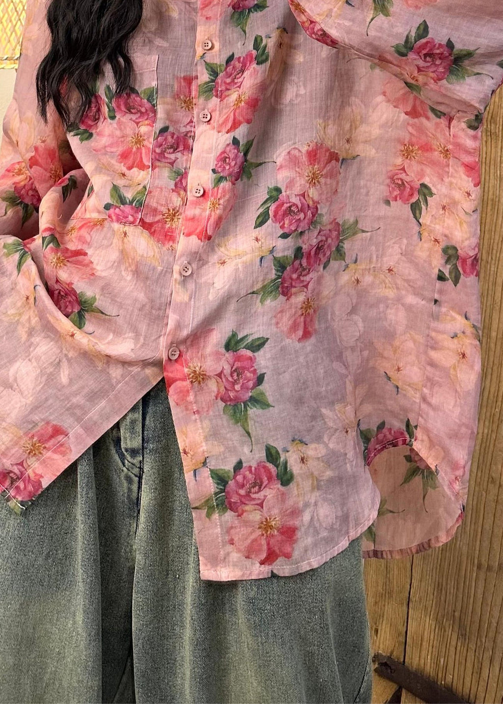 Effortlessly Elegant Shirt with a Timeless Design