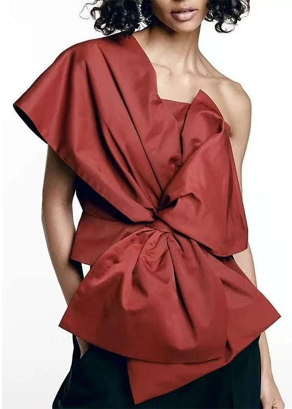 Beautifully Finished Top in a Timeless Design
