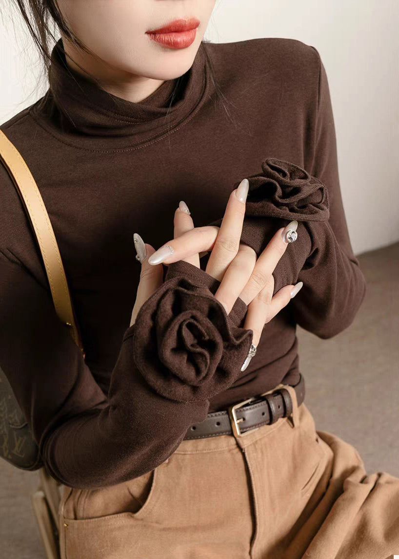 Classic Vintage Shirt with a Flattering Fit
