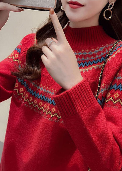 Well Tailored Sweater with a Graceful Silhouette