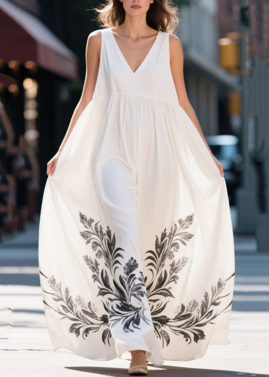 Well Tailored Dress with a Graceful Silhouette