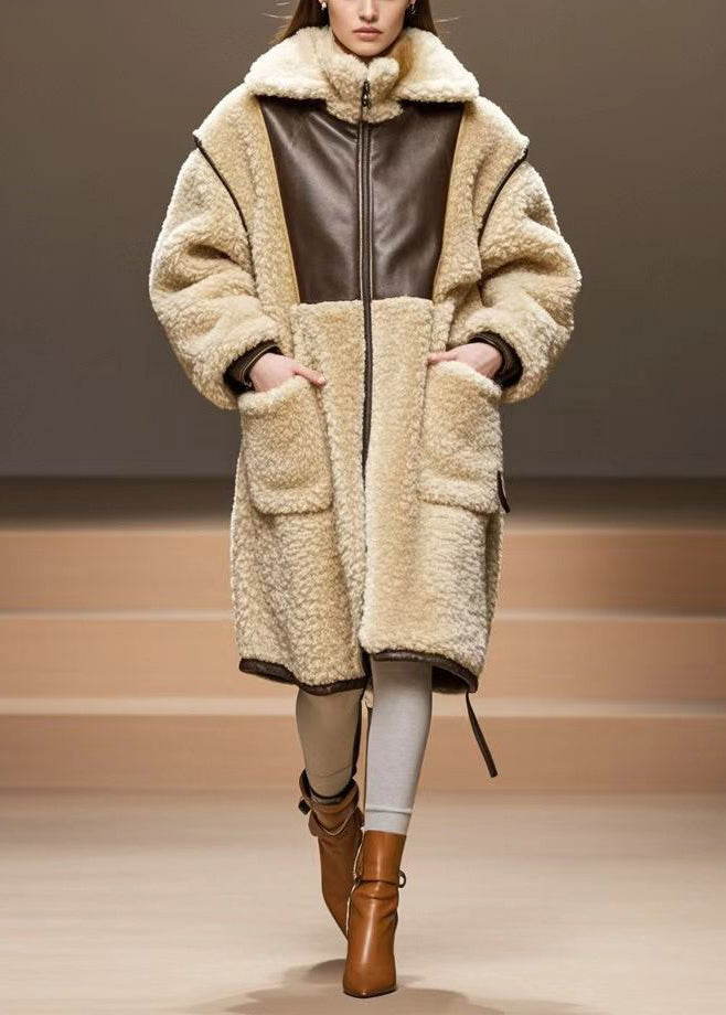 Elegantly Styled Coat for Everyday Wear