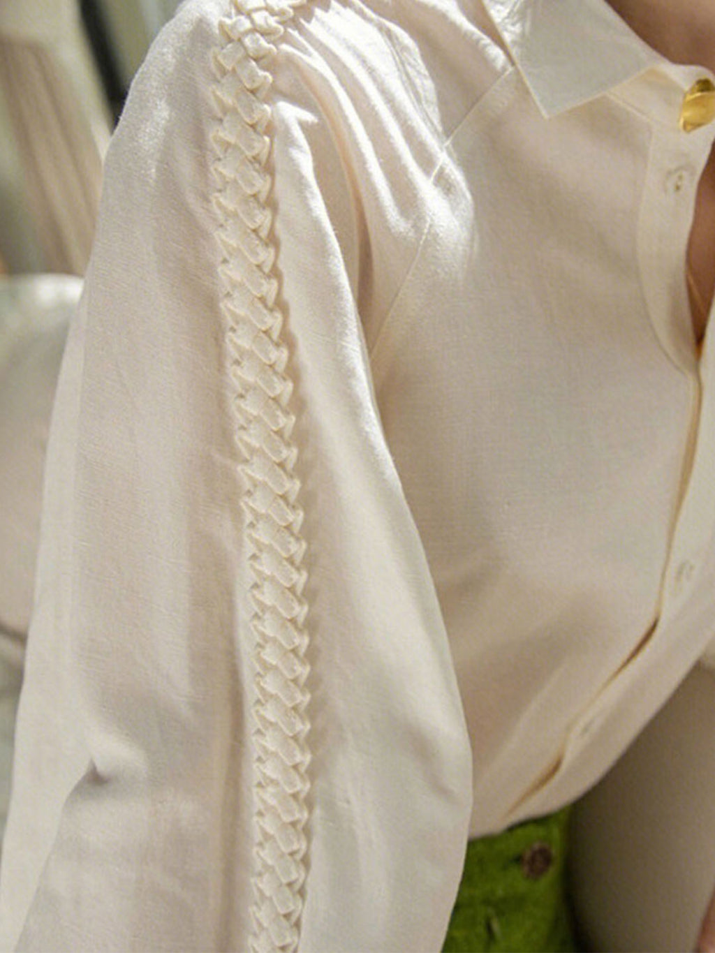 Classic Vintage & Enduringly Stylish Blouse