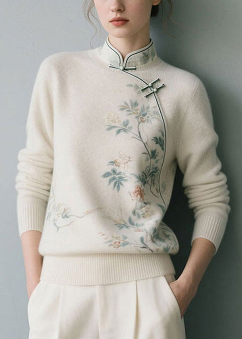 Gracefully Styled Sweater for Any Occasion
