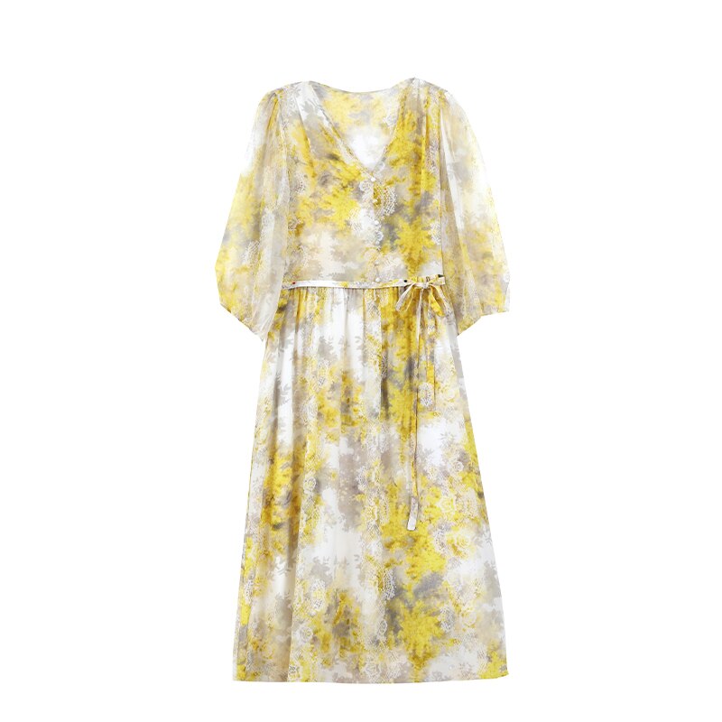 A Vintage Style Dress with Delicate Timeless Details