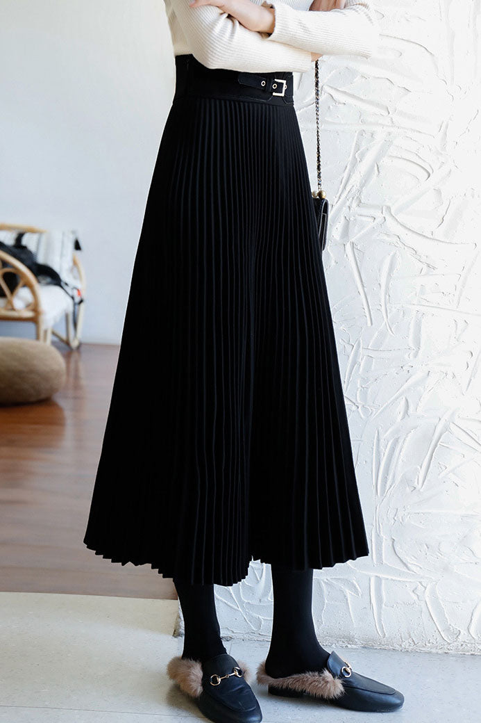 Classic Vintage Garment with a Flattering Fit