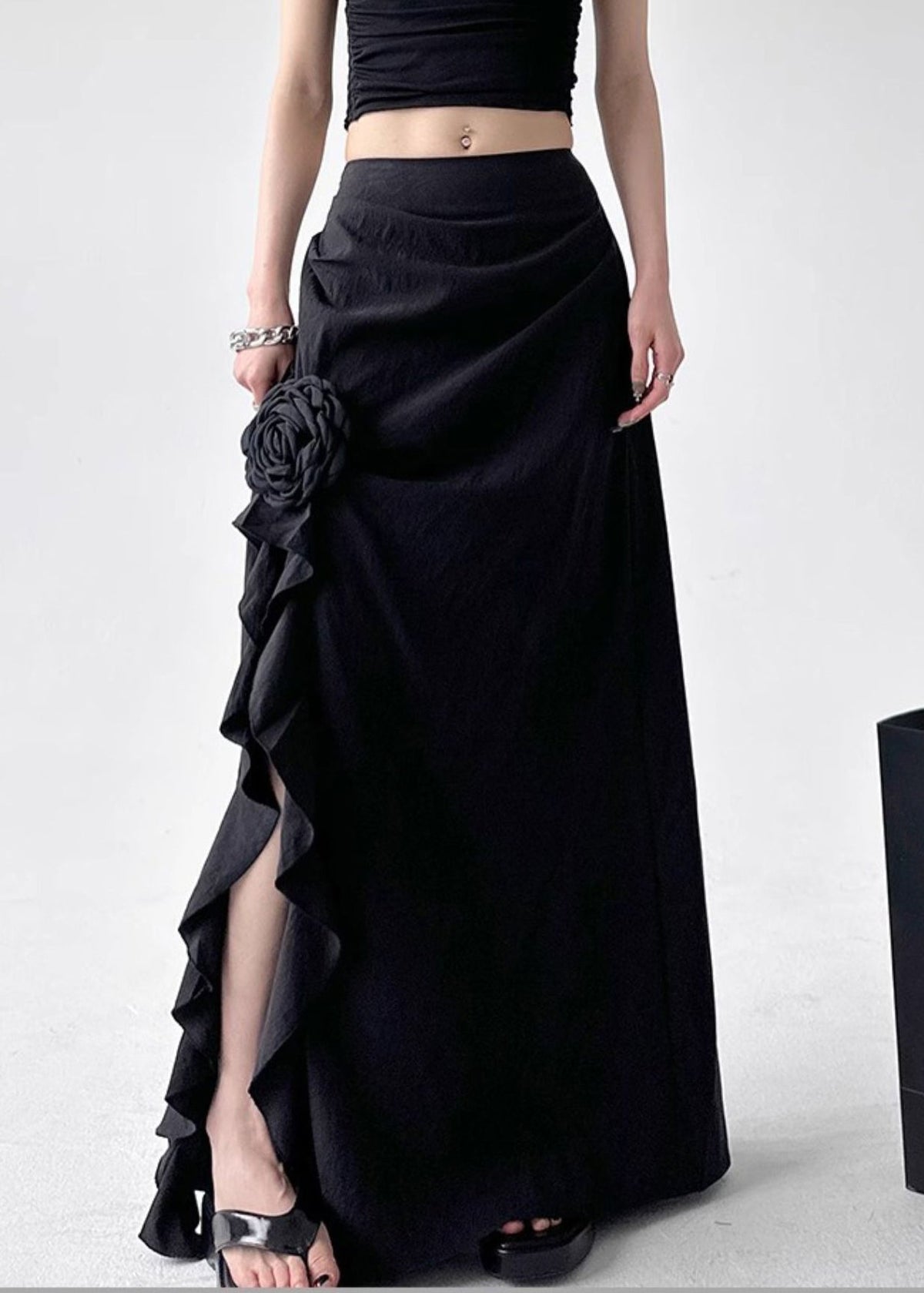 Sophisticated Garment with a Clean Classic Look