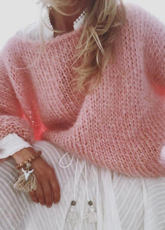 Well Tailored Sweater with a Graceful Silhouette