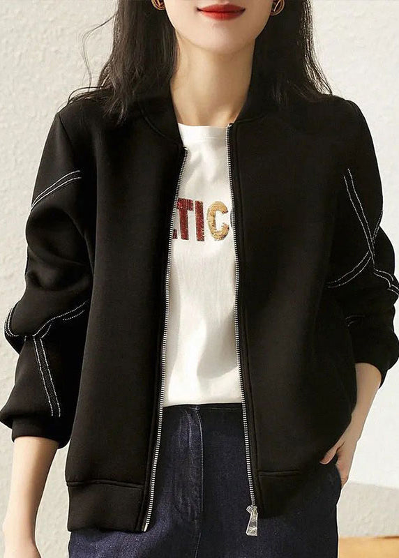 Effortlessly Elegant Coat with a Timeless Design