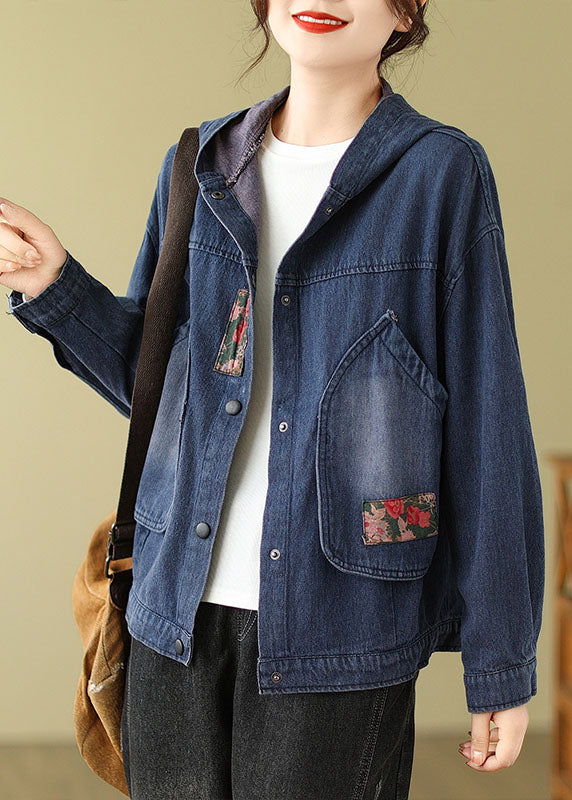 Gracefully Styled Coat for Any Occasion