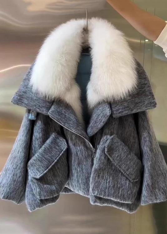 Classic Vintage & Enduringly Stylish Coat
