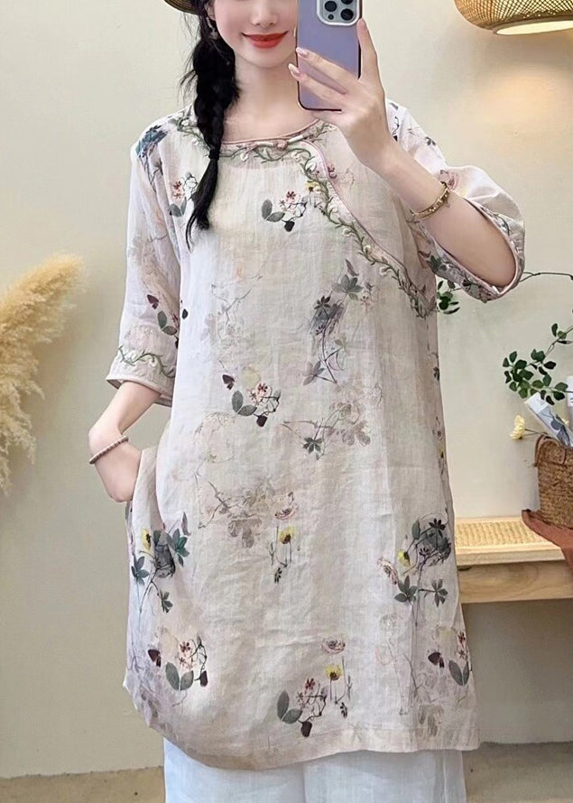 A Vintage Style Shirt with Delicate Timeless Details
