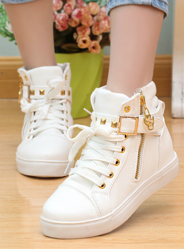 Elegant Orthopedic Sneakers for Every Step