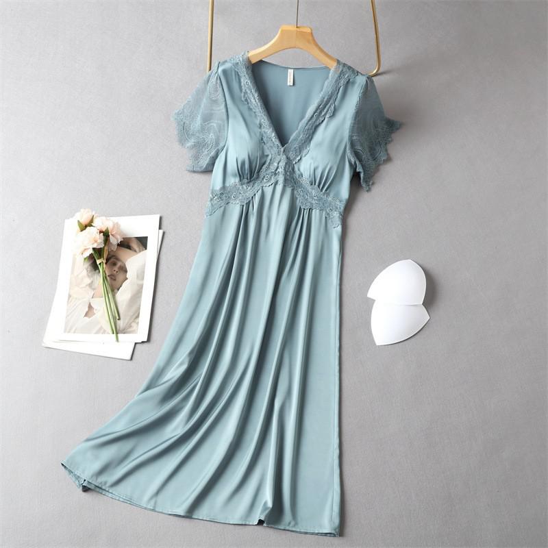 Casually Elegant Dress with a Refined Edge