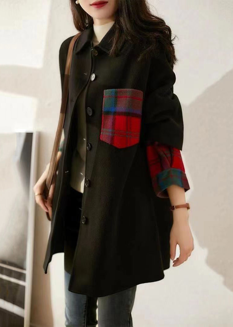 Well Tailored Coat with a Graceful Silhouette