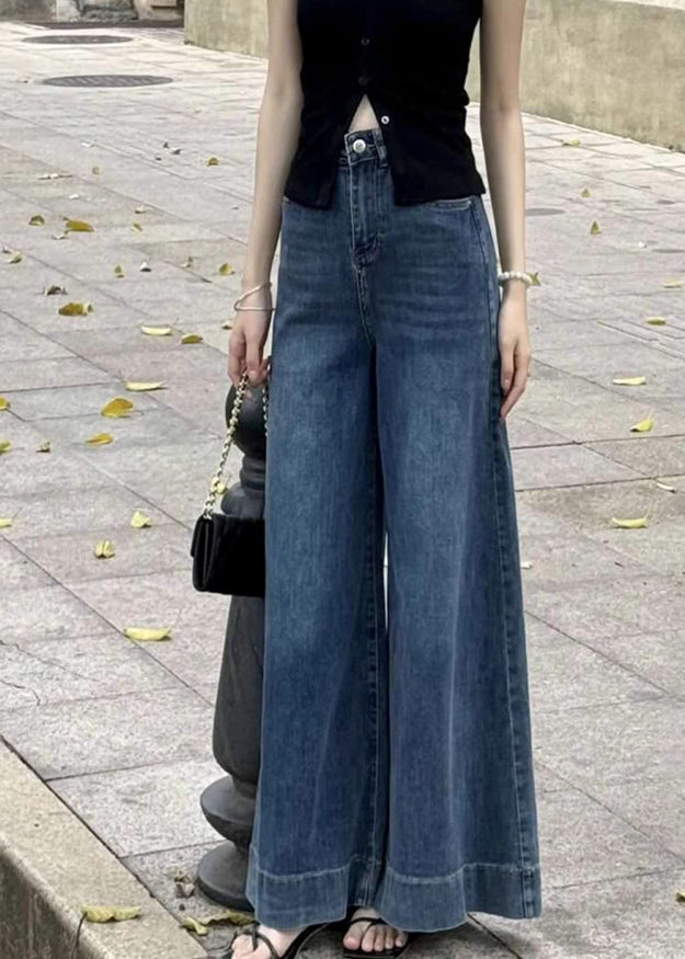 Classic Vintage Pants with a Flattering Fit