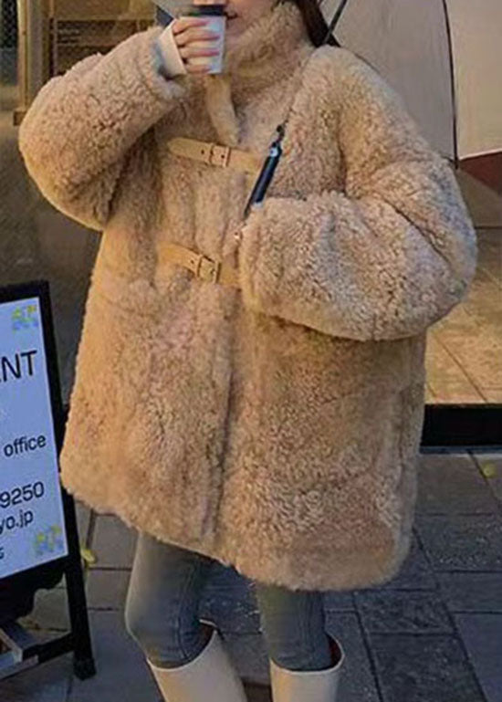 Gracefully Styled Jacket for Any Occasion