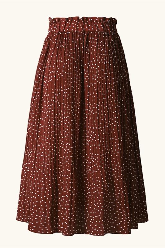 Well Tailored Garment with a Graceful Silhouette