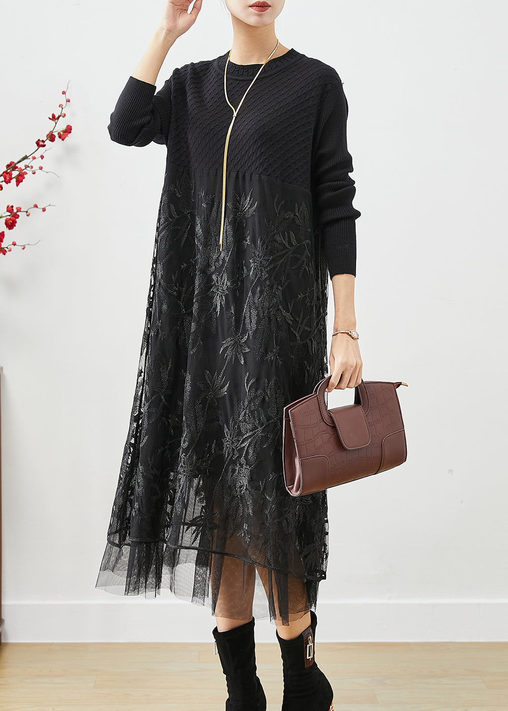 Beautifully Crafted Dress in a Classic Style