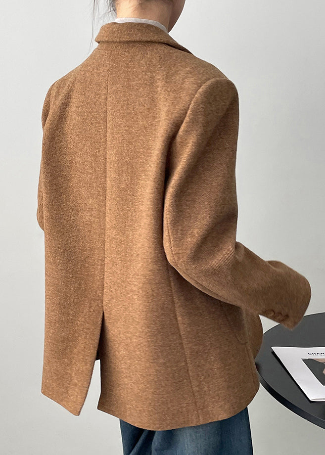 Gracefully Styled Coat for Any Occasion