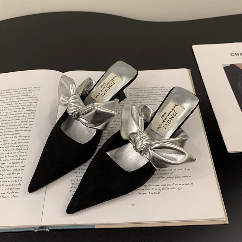 Chic Orthopedic Mules with Unique Design