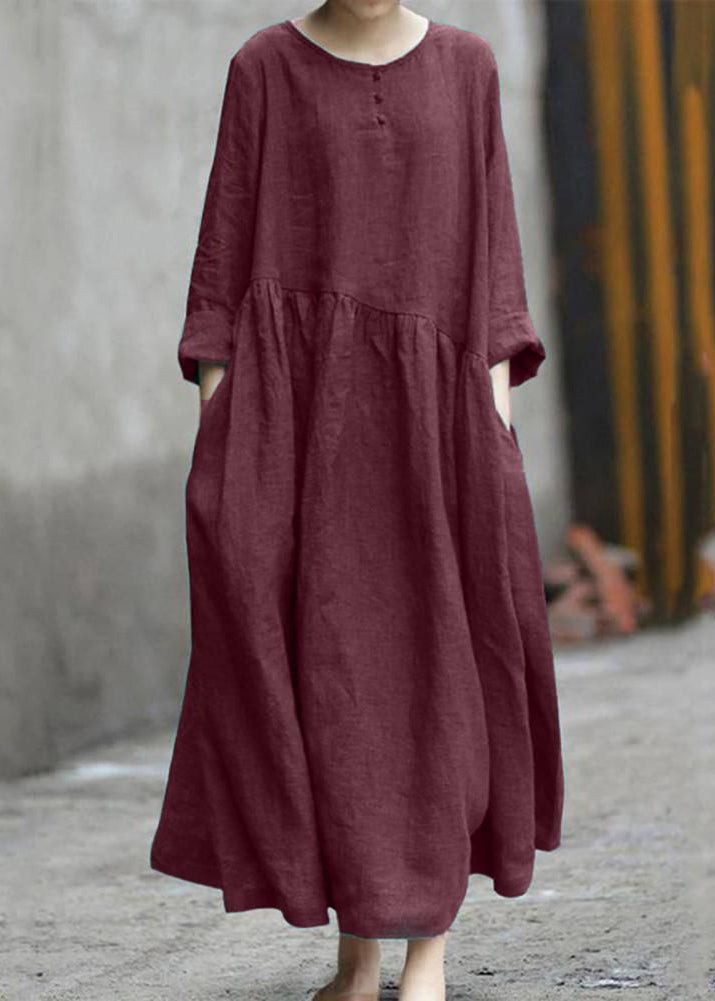 Beautifully Finished Dress in a Timeless Design