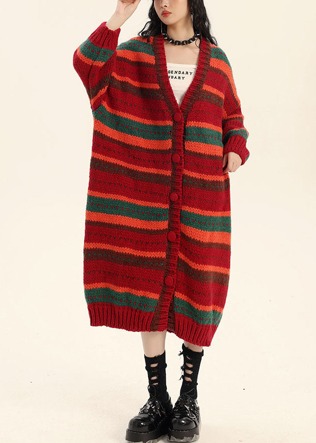 Well Tailored Coat with a Graceful Silhouette