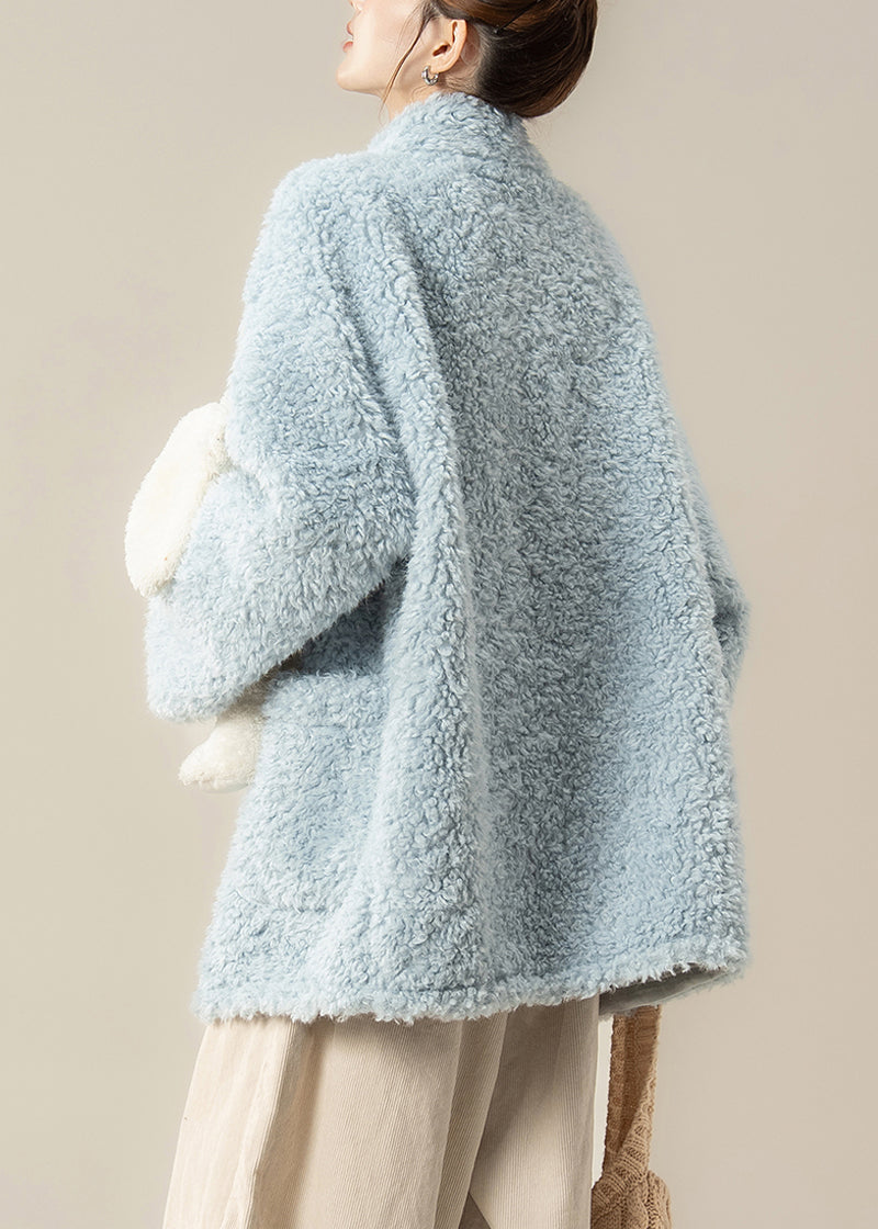 Classic Vintage & Enduringly Stylish Coat