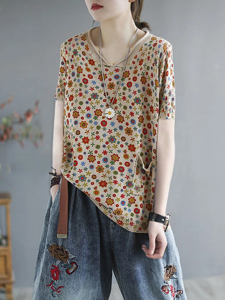 Classic Vintage Sweater with a Flattering Fit