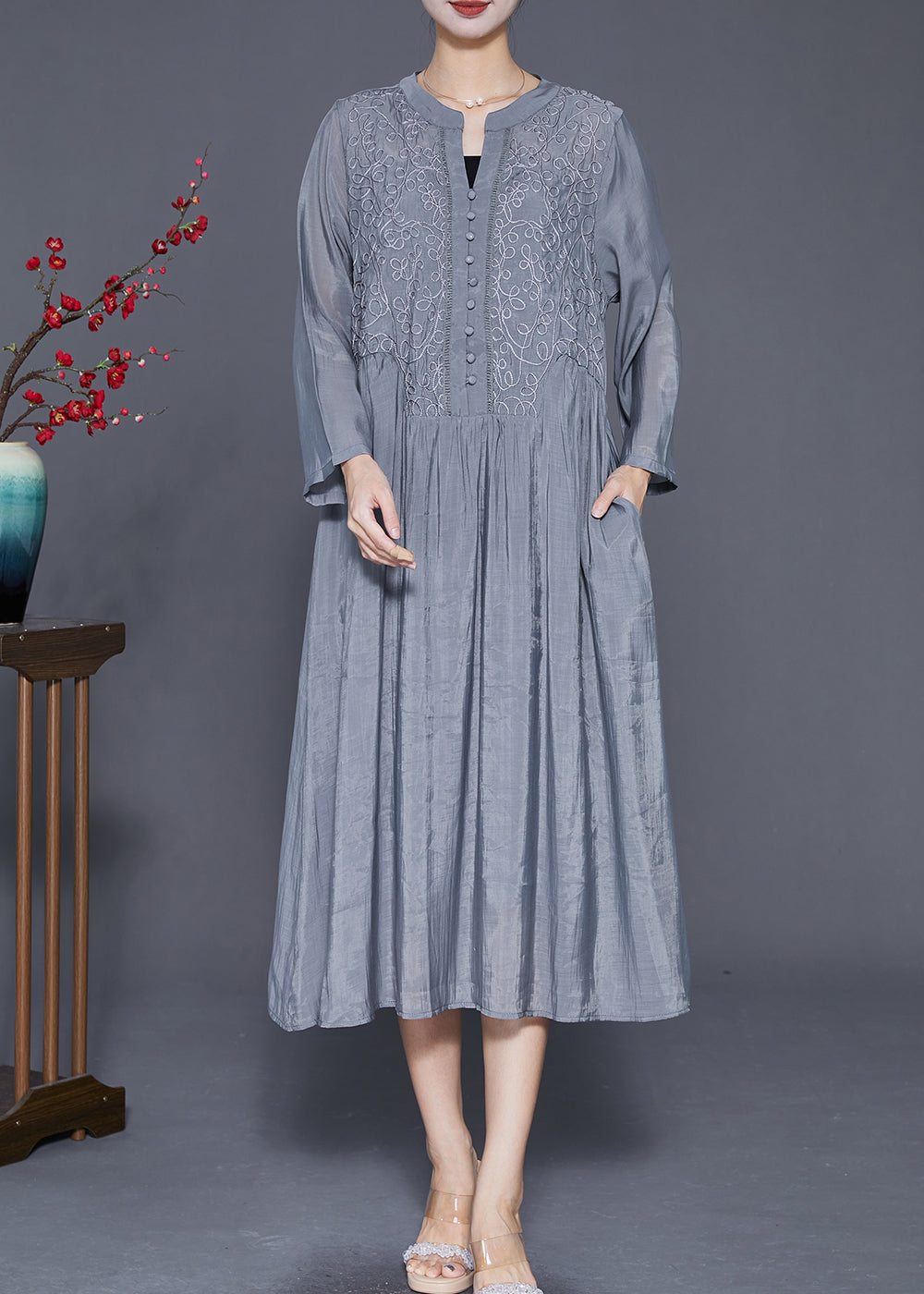 Sophisticated Dress with a Clean Classic Look
