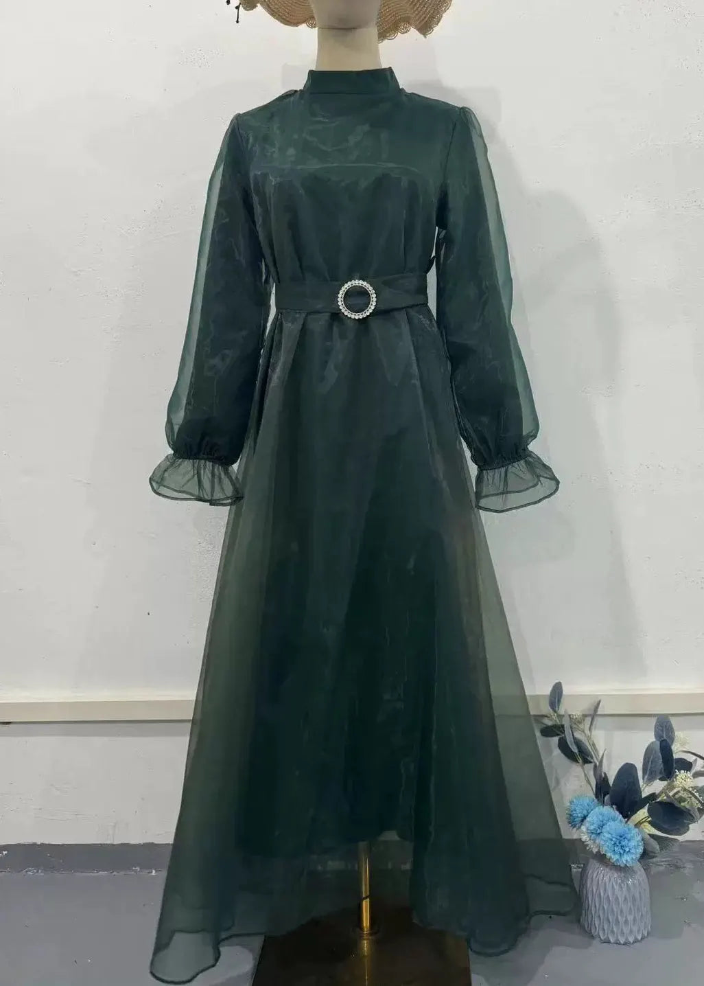 Polished Dress with an Effortless Classic Look