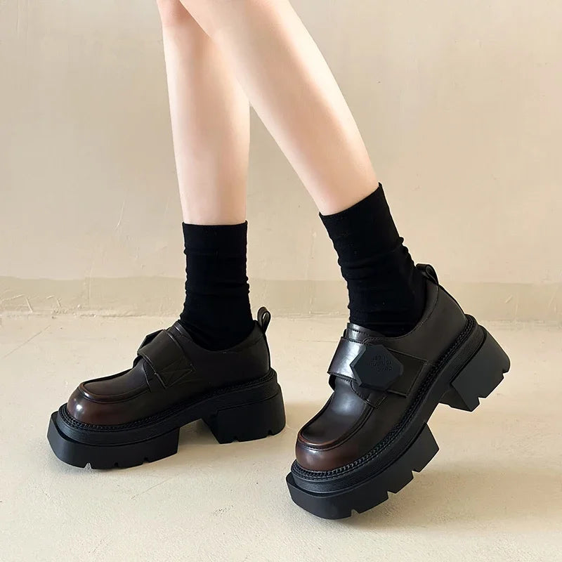Graceful Orthopedic Loafers for Modern Look