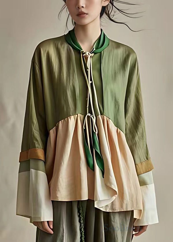 Sophisticated Blouse with a Clean Classic Look