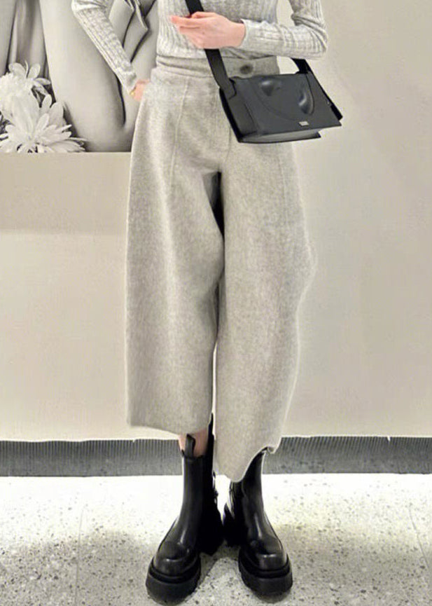 Classic Vintage Pants with a Flattering Fit