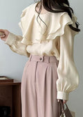 Effortlessly Elegant Blouse with a Timeless Design