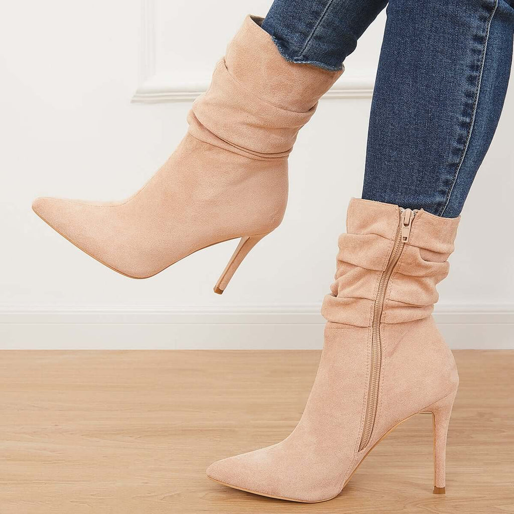 Graceful Orthopedic Boots for Modern Look