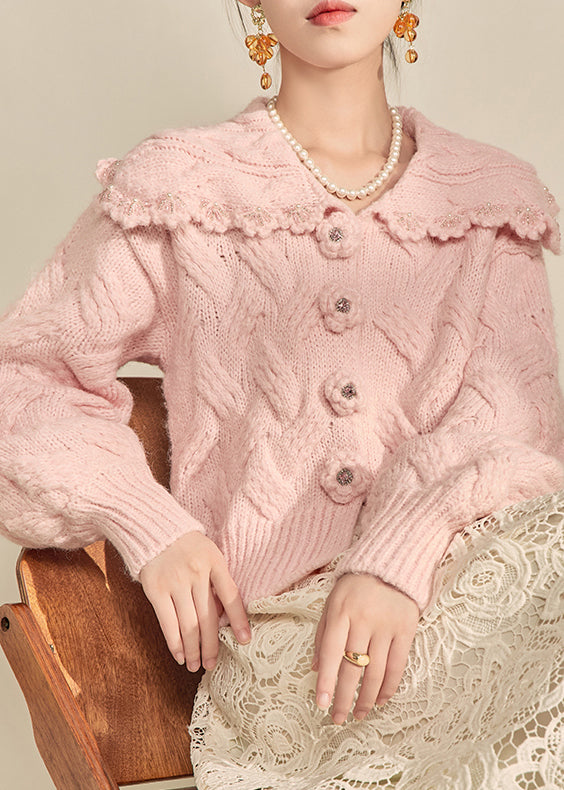 Gracefully Styled Coat for Any Occasion