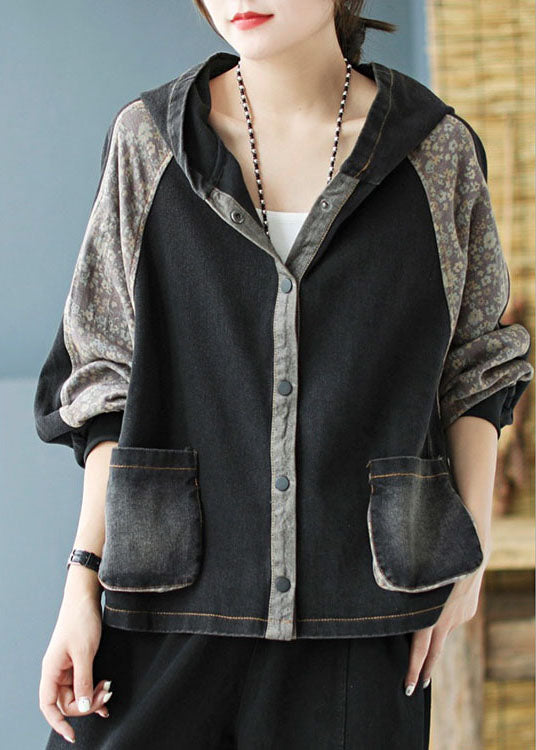 Sophisticated Coat with a Clean Classic Look