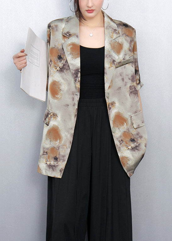 Classic Vintage Coat with a Flattering Fit