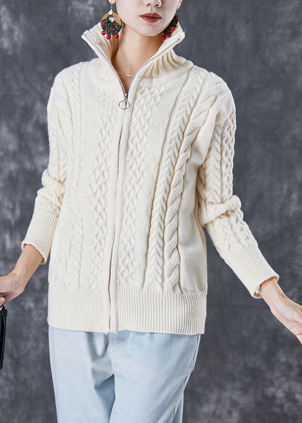 Gracefully Styled Coat for Any Occasion