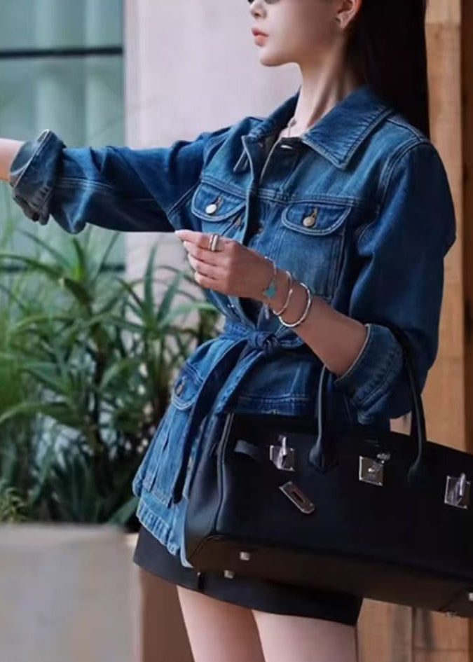 Gracefully Styled Jacket for Any Occasion