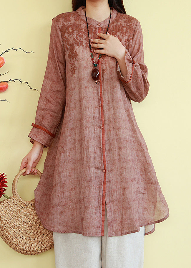 Classic Vintage Blouse with a Flattering Fit