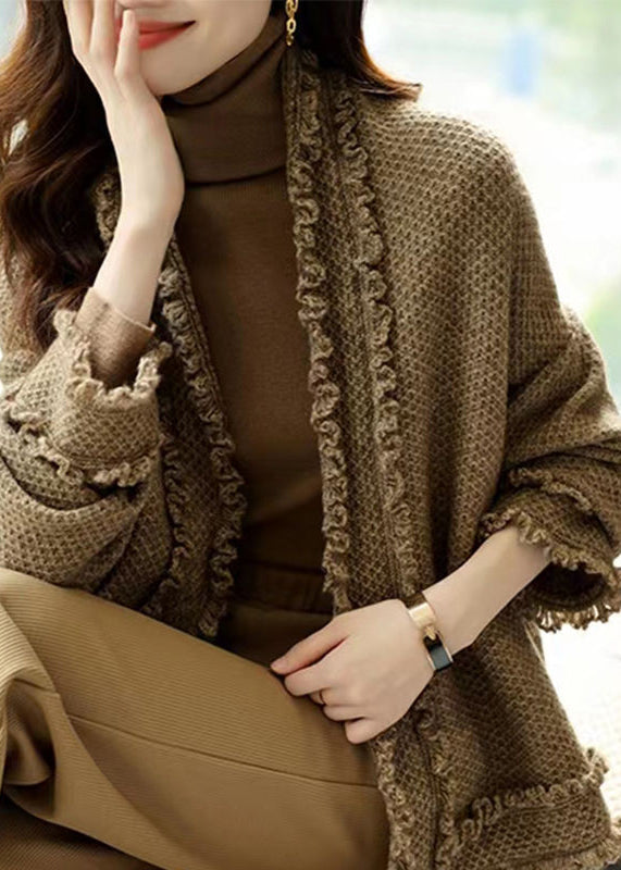 Well Tailored Cardigan with a Graceful Silhouette