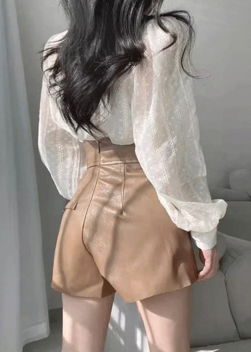 Classic Vintage Shirt with a Flattering Fit