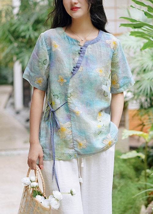 A Vintage Style Blouse with Delicate Timeless Details