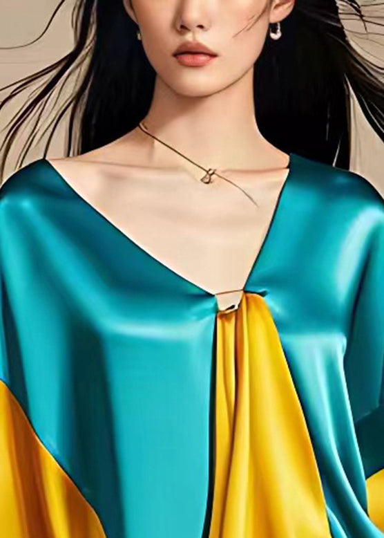 Well Tailored Top with a Graceful Silhouette