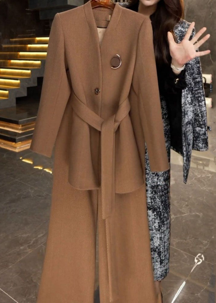 Well Tailored Pants with a Graceful Silhouette